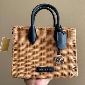 NWT Michael Kors Mirella Small Shopper Wicker Crossbody Bag in Navy